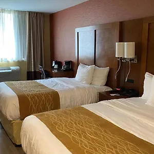 Ramada By Wyndham Times Square West ניו יורק
