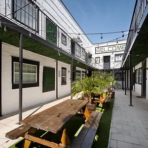 https://modern-westshore.hotelstampa.org