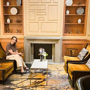 4* Szálloda Executive Le Soleil