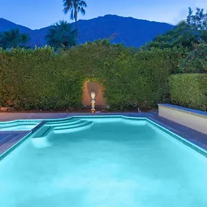 https://the-nest.palm-springs-ca-hotels.com